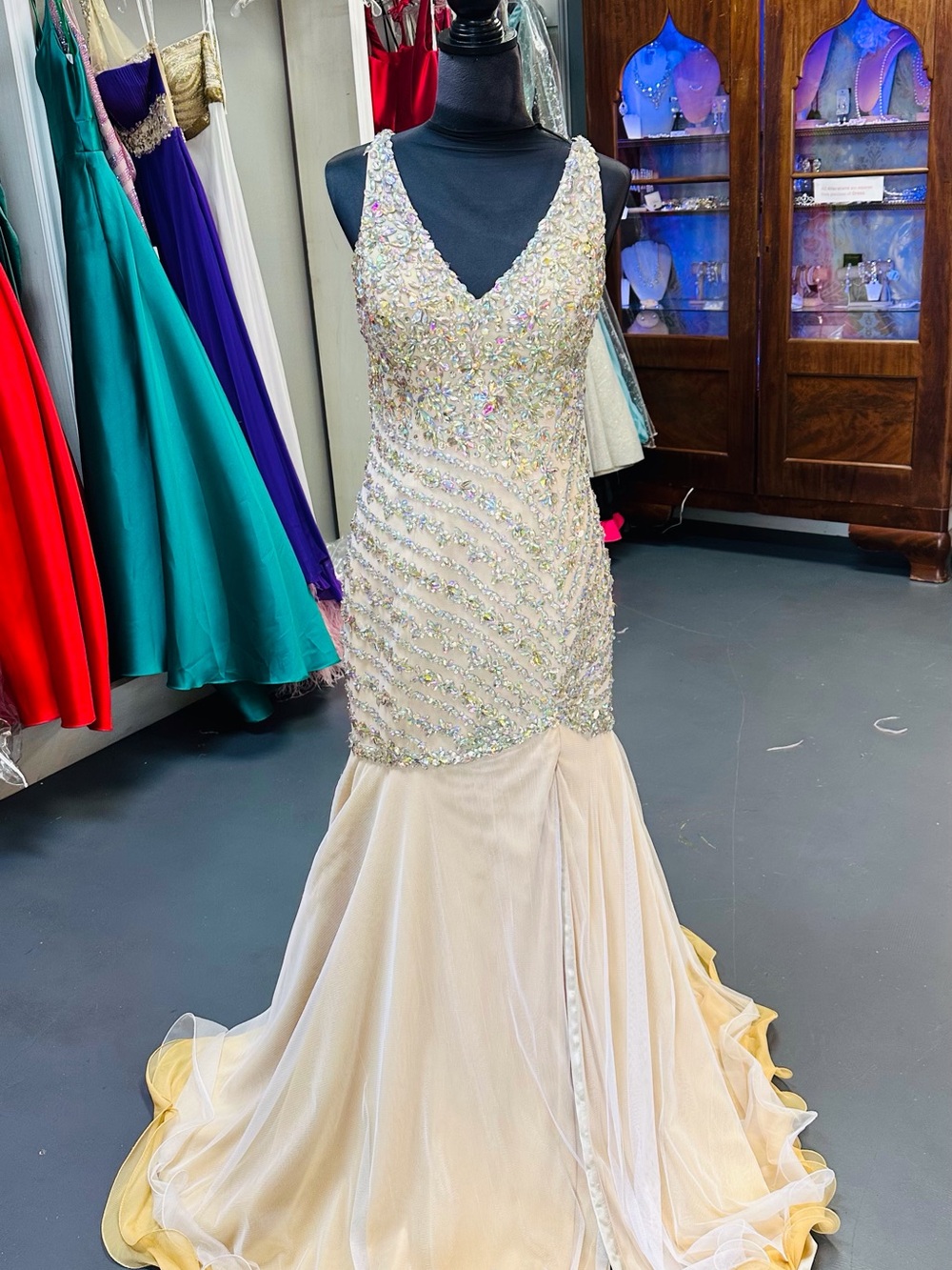 Beaded V-Neck Ivory Prom Dress with Sparkling Embellishment